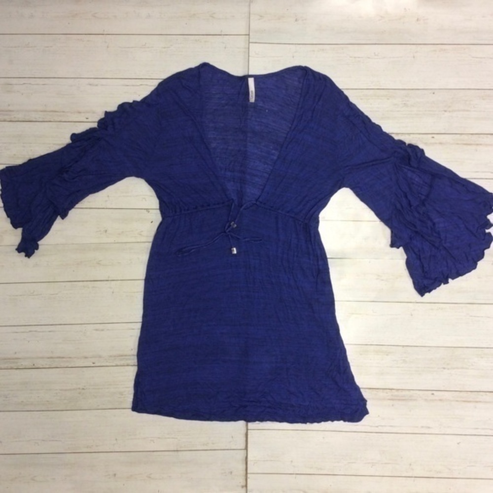 NWT- Elan Women’s Stylish V Neck Tunic With Bell Sleeve - Picture 3 of 5